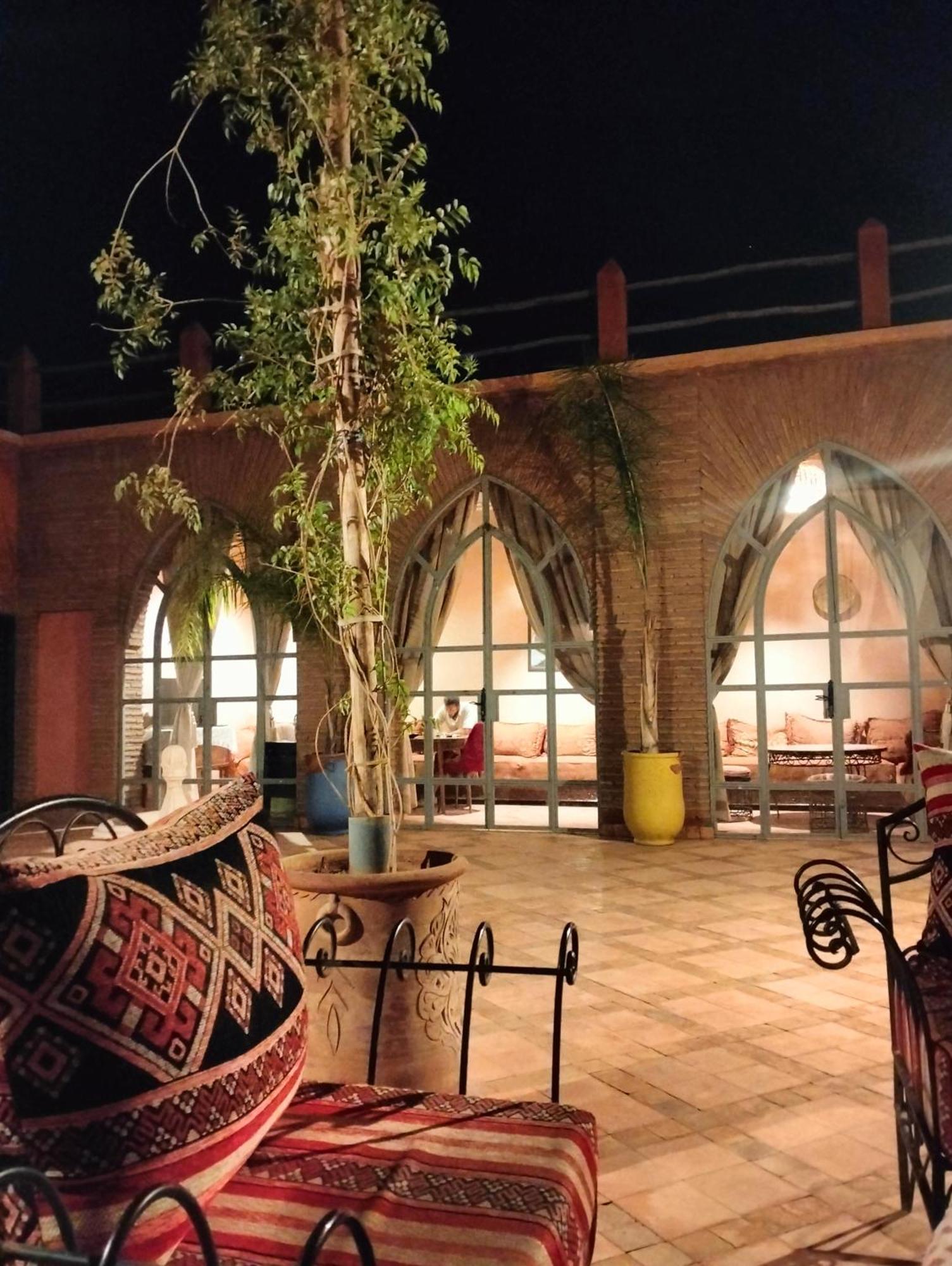 Riad Sidi Hicham Ouled Bouzid Buitenkant foto